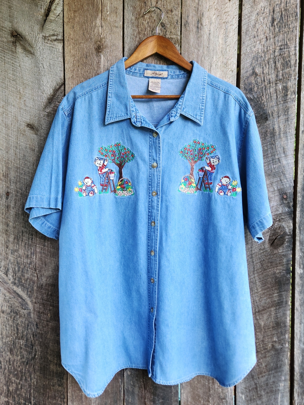 Vintage Embroidered Denim Button Up Shirt Women's 22W 24W Short Sleeve Bears